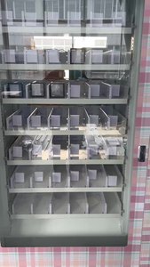 Customize Auto Snack Bottled Water <b>Beer</b> Cold Drink Vending Machine Factory, Drink Vending Machine Support Customization - Product Image 4