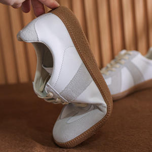 2025 personalizzabili firmate in vera pelle di vacchetta da <span class=keywords><strong>donna</strong></span> Slip-On sportive Casual stile retrò classico da passeggio Versatile - Product Image 4