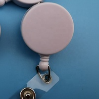 Porte-carte d'identité rétractable blanc à surface plate de 32mm, badges mignons avec pince crocodile