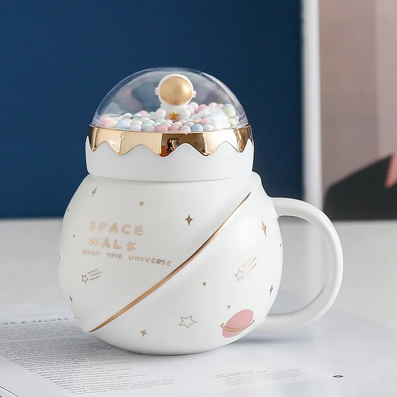Cute cartoon planet mug landscape cover ceramic cup gift astronaut astronaut large capacity water cup