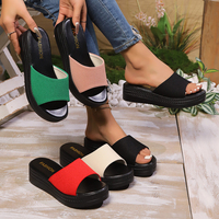 Nouvelles sandales d'été 2025 pour femmes à talons compensés surdimensionnés, couleur unie, plateforme épaisse, à enfiler, pour l'extérieur