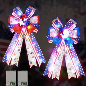 2 Pack große beleuchtete 4. Juli-Bogen Dekoration Unabhängigkeitstag LED-Bogen mit roten blauen Sternen und Blumen patriotischen Baum-Topper