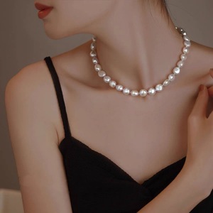Collar de Estilo Barroco Europeo para Mujer, Cadena de Perlas de Agua Dulce de Forma Natural, Lujo Ligero y Exclusivo - Product Image 2