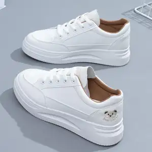 New Casual breathable board shoes thick soled father shoes sports casual white shoes with bear