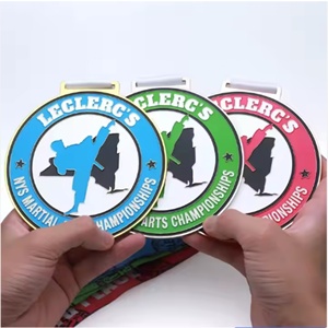 เหรียญรางวัลกีฬาแบบกำหนดเองสำหรับการแข่งขันมาราธอน งานฝีมือโลหะคุณภาพสูง 3 มิติ สีทอง เงิน และทองแดง ออกแบบฟรี ขายส่ง - Product Image 5