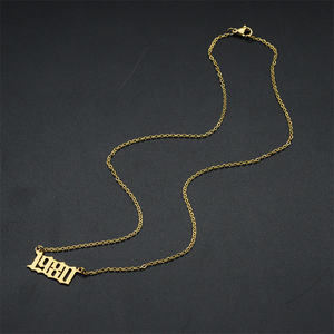 Collar de Acero Inoxidable de Moda al por Mayor, Colgante Largo Chapado en Oro con Números de Cumpleaños 1980-2020, Forma de Flor con Diamantes Incrustados - Product Image 3