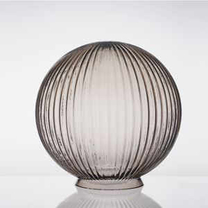 Lampe suspendue en <span class=keywords><strong>verre</strong></span> rayé gris <span class=keywords><strong>fumé</strong></span> de 8 pouces - Product Image 1