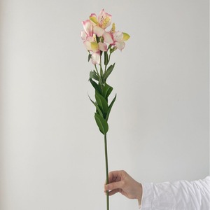 KEWEI 1671 <span class=keywords><strong>Fleur</strong></span> artificielle réaliste <span class=keywords><strong>Alstroemeria</strong></span> (lys péruvien) à longue tige en soie, fournisseur d'or, pour centre de table de mariage - Product Image 5