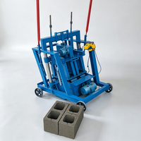 Machine semi-automatique de fabrication de briques en terre cuite avec système de formage efficace pour le développement rural
