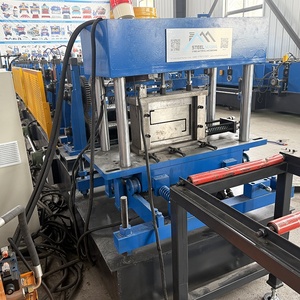 Reunion Popular High Standard Automatic CZ <span class=keywords><strong>Purlin</strong></span> Máquina formadora de rollos - Product Image 3