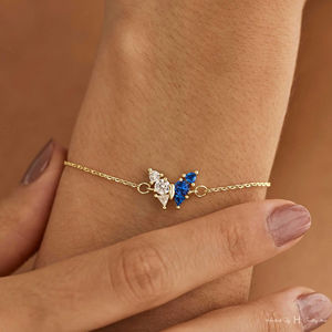 Bracelet vintage en acier inoxydable en forme de larme, paire mère-fille, sœur, charme papillon, pierre de naissance - Product Image 1