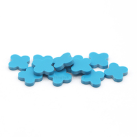 Pierre Turquoise synthétique bleue trèfle à quatre feuilles pierre précieuse en gros pour le bricolage