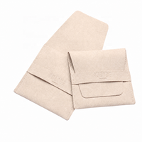 Pochette à bijoux de luxe en microfibre suédée avec logo personnalisé, fermeture à bouton réglable, 8*8cm, pour collier, boucles d'oreilles, bague