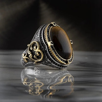 2024 vente en gros 2024 rétro Punk serpent torsion noir pierres précieuses anneau bijoux hommes Zircon classique à la mode hommes anneau