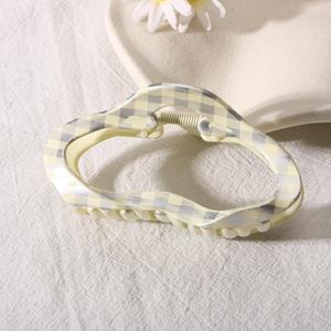 Grande pince à cheveux géométrique en plastique en forme de nuage pour femme, accessoire de mode pour cheveux fins, idéale pour les bals de promo - Product Image 6