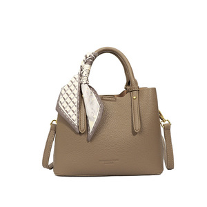 Bolsos cruzados de nuevo diseñador a la moda, bandolera de hombro de cuero PU de alta calidad, bolsos informales de lujo para mujer, bolsos y monederos - Product Image 1