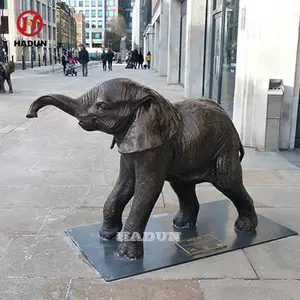 Thiết Kế Mới Hiện Đại Ngoài Trời Bronze Bé Elephant Động Vật Bức Tượng