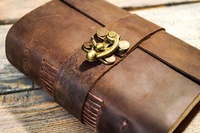Journal en cuir de qualité supérieure en gros, C-Lock, vintage, fait à la main, papier en coton vieilli, carnet relié en cuir, journal de voyage et de dessin