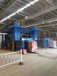 XTPACK Automatische Papp schachtel Altpapier ballen presse Press maschine Abfall karton Ballen verpackungs maschine Motor pumpe Kern recycling feld - Product Image 4