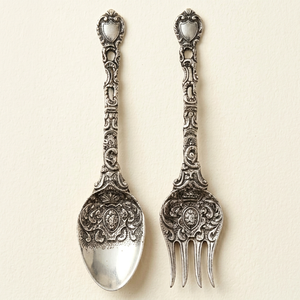 Outstanding Stainless Steel Silverware Salad <b>Server</b> With Designer Handcrafted Handle For Kitchenware Hotel Restaurant Supply - Product Image 1