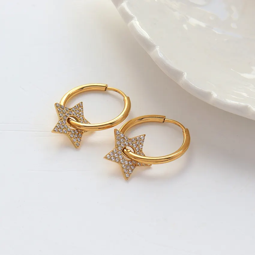 Hot selling Jewelry 2023 Diamond Star Charm Earrings Stainless Steel Minimalist Gold Crystal Star Huggie Earrings