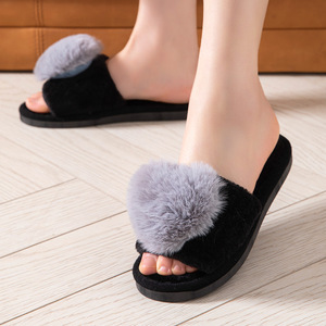 Chaussons d'intérieur chauds et tendance pour femmes, à bout ouvert, avec motif cœur en peluche et fourrure, pour la maison - Product Image 5