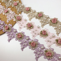 Vente en Gros Rose Polyester Avec Petite Fleur Rideau Accessoires Coiffe Or Fil Broderie Dentelle Garniture
