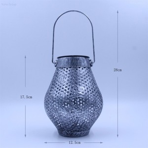 Lámpara Solar LED de Metal con Proyección Hueca, Control Remoto, IP55 Impermeable, Ángulo de Haz de 360° para Decoración de Jardín Exterior - Product Image 5