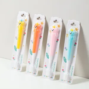 Spazzola per bambini di alta qualità spazzolino da denti per bambini Oem/personalizzato cartone animato carino orso modellazione spazzolino manico con Design staccabile