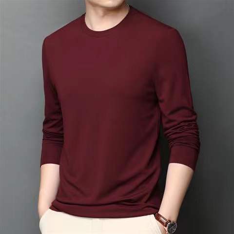 เสื้อคอกลมแขนยาวสีไวน์แดง