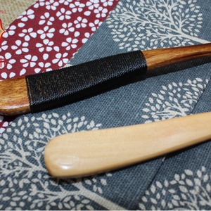 Cucharas de madera estilo japonés de color sólido y cuerpo recto para arroz, sopa y uso infantil. - Product Image 2