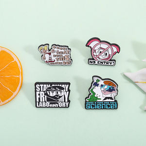 Pin esmaltado de animación de dibujos animados de los 90, broche de Metal para Ciencia, insignia de solapa, regalo de joyería, venta al por mayor - Product Image 2