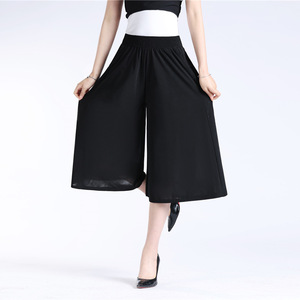 Pantalon court d'été pour femmes Pantalon court à taille élastique pour mères Pantalon mince à jambes larges Culottes à taille haute - Product Image 3