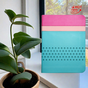 Bible imprimée à la main avec reliure gaufrée, service d'impression créative, version <span class=keywords><strong>Reyna</strong></span> Valera 1960 pour femmes, couleurs variées, Sainte Bible imprimée - Product Image 2