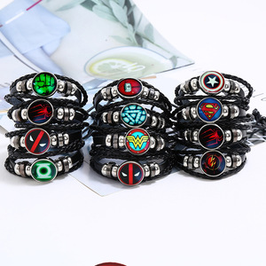 Pulsera de dibujos animados personalizada para niños, joyería artesanal, hebilla de medalla luminosa, serie Marvel, pulsera de cuero multicapa, venta al por mayor - Product Image 1
