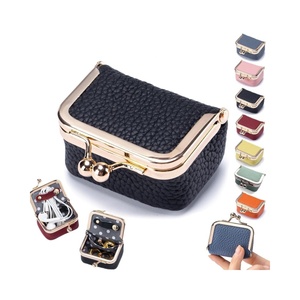 Estuche de Joyería de Cuero Mini Portátil de Lujo con Cierre de Beso, Personalizable con Logotipo, para Guardar Anillos y Aretes, Ideal para Viajes - Product Image 1