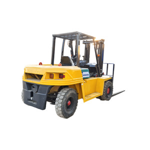 Heavy Load <b>Handling</b> Machinery Japan Genuine Used Komatsu FD70 7 Ton Diesel Forklift with Hydraulic Side Shifter and Solid Tire - Product Image 1