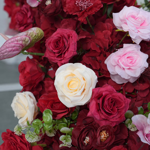 Chemin de table en fleurs artificielles en soie rouge, rose et blanche, centre de table en cascade pour la décoration de l'allée de la cérémonie de mariage - Product Image 5