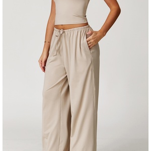 Ensemble de sport d'été en gros pour femmes, 2 pièces, pantalon ample et débardeur, ensemble de vêtements de course, de gym et de fitness pour femmes - Product Image 5