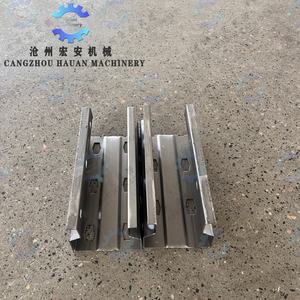 Máquina Punzonadora y Formadora de Perfiles Verticales para Estantes, Controlada por PLC, Accionada por Motor e Integrada con Engranajes - Product Image 5