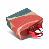Caja de regalo de materiales reciclados de alta personalización con revestimiento UV de esponja de cierre magnético