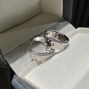 Boucles d'oreilles en argent pur S925, glace pilée, avec un design artistique simple et luxueux, accessoires d'oreille scintillants - Product Image 5