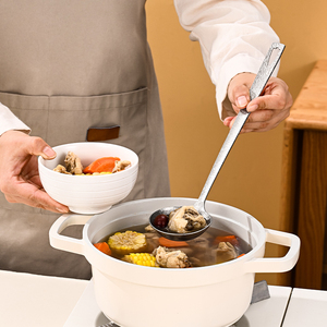 Cuchara para Sopa de Titanio Puro con Mango Largo, Apta para Lavavajillas y Ecológica, Utensilio para Olla Caliente - Product Image 3