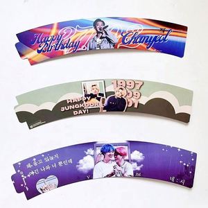 Fundas Personalizadas para Vasos de Café de 9oz y 10oz con Aislamiento Térmico, Portavasos, Kpop Cupsleeve - Product Image 1