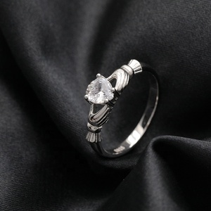<span class=keywords><strong>Bague</strong></span> classique originale en zircon en forme de cœur, argent 925, gravure irlandaise <span class=keywords><strong>Claddagh</strong></span>, <span class=keywords><strong>bague</strong></span> de mariage pour femmes - Product Image 2