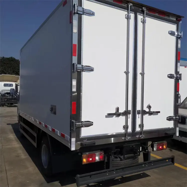 High Quality New Used ISUZU 4*2 LHD Refrigerator Box Truck 3-5tons Refrigerated Truck Cold Truck Freezer Vehicles