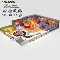 Équipement de terrain de jeu intérieur personnalisé sur le thème du cirque : toboggan en spirale, toboggan ondulé, piscine à balles, piste de course, carrousel, basket-ball |   OEM&ODM