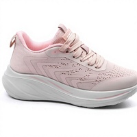 Nouvelles chaussures de marche pour hommes, style été, nouvelle tendance, chaussures de sport en mesh, mode étudiante, semelle souple, confortables, chaussures de course.