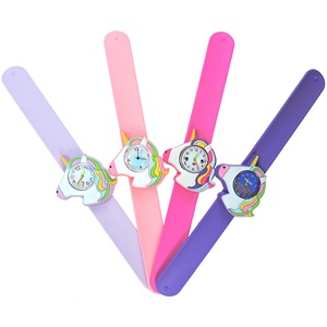 Reloj de Pulsera de Silicona con Diseño de Unicornio Promocional para Niños - Product Image 1