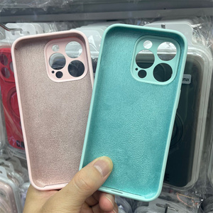 <span class=keywords><strong>Coque</strong></span> de téléphone magnétique avec béquille en silicone premium pour <span class=keywords><strong>iPhone</strong></span> 17 Pro Max 16 15 14 <span class=keywords><strong>13</strong></span> 12 – <span class=keywords><strong>Coque</strong></span> arrière en silicone couleur unie - Product Image 5